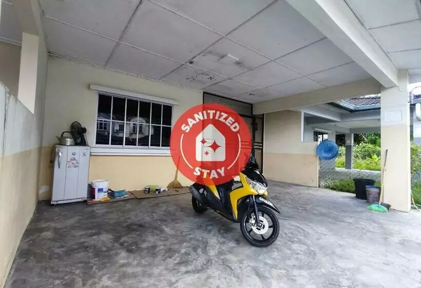 ホテル Oyo 90323 Iqbal Homestay