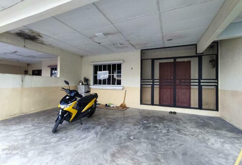 فندق Oyo 90323 Iqbal Homestay