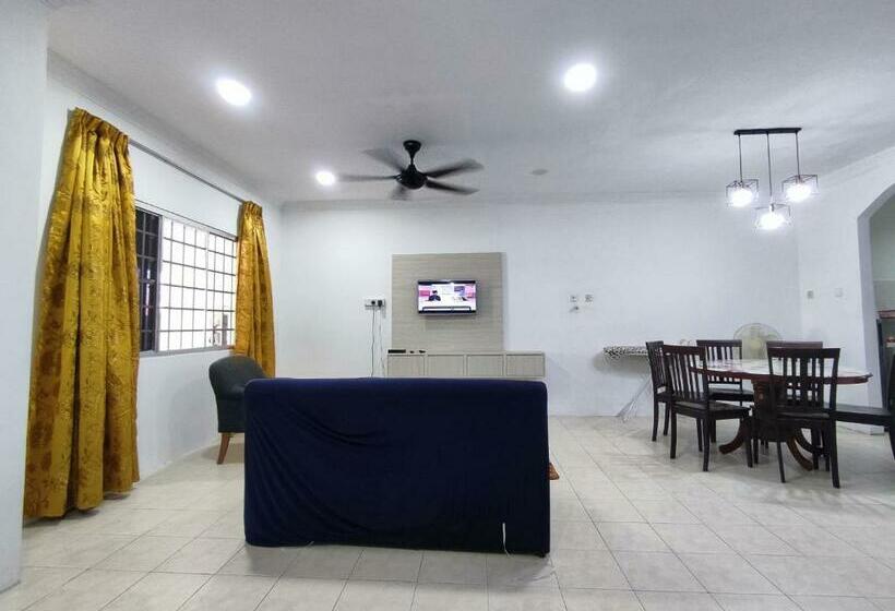 فندق Oyo 90323 Iqbal Homestay