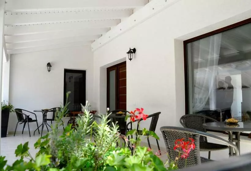 Pensione Casa Mora