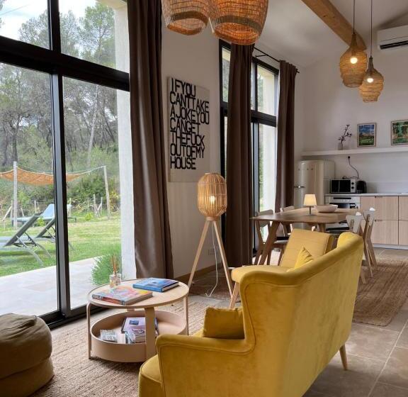 بنسيون La Bergerie Du Roy Chambres D Hôtes