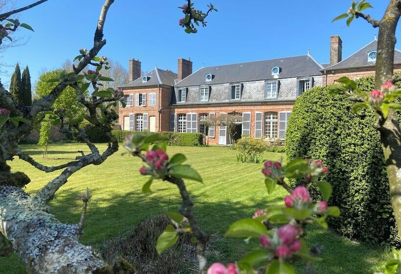 مبيت وإفطار Château D Aigneville