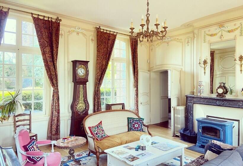 مبيت وإفطار Château D Aigneville