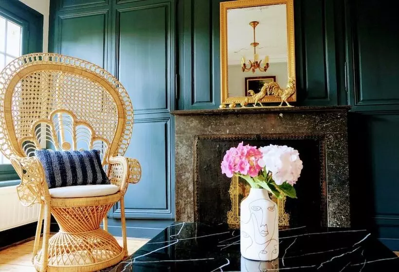 ベッドアンドブレックファースト Château D Aigneville