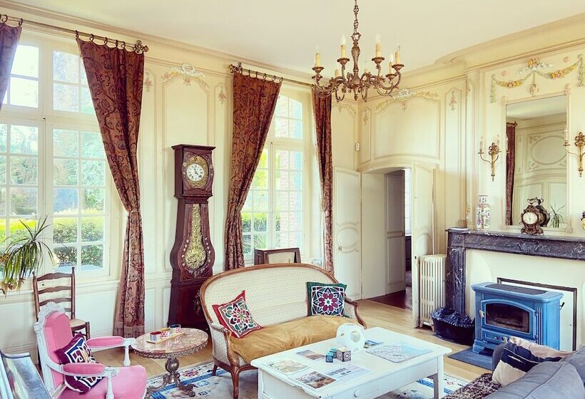 مبيت وإفطار Château D Aigneville