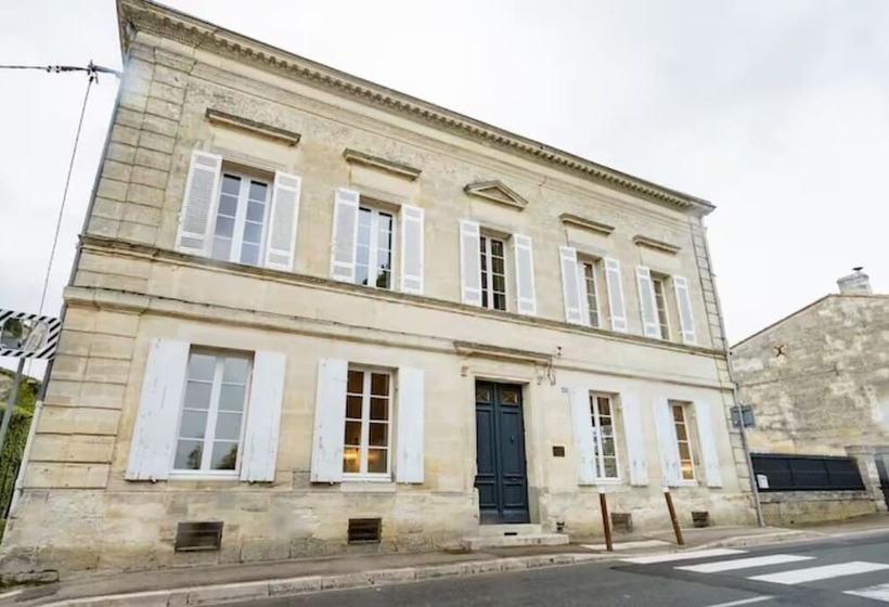 تختخواب و صبحانه La Maison De Milie