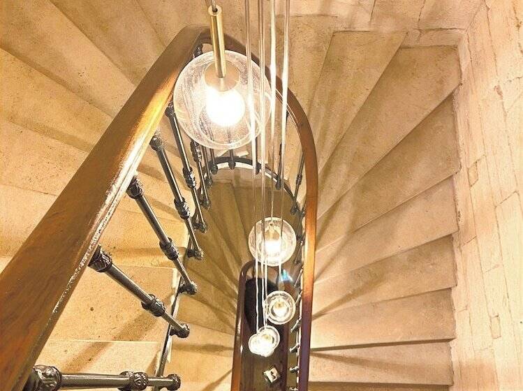 تختخواب و صبحانه La Maison De Milie