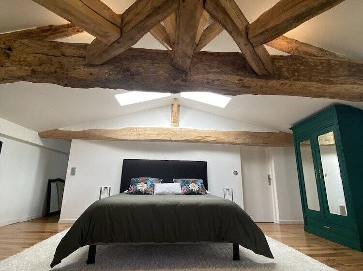 تختخواب و صبحانه La Maison De Milie