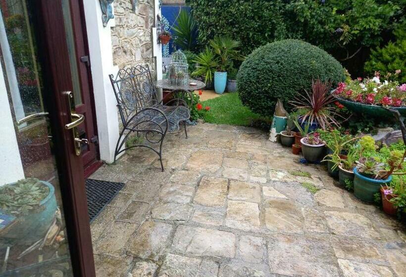 민박 Osborne Lodge