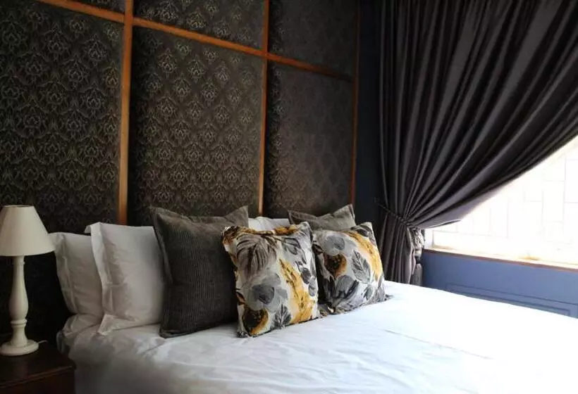 ペンション Lindekroon Guest House