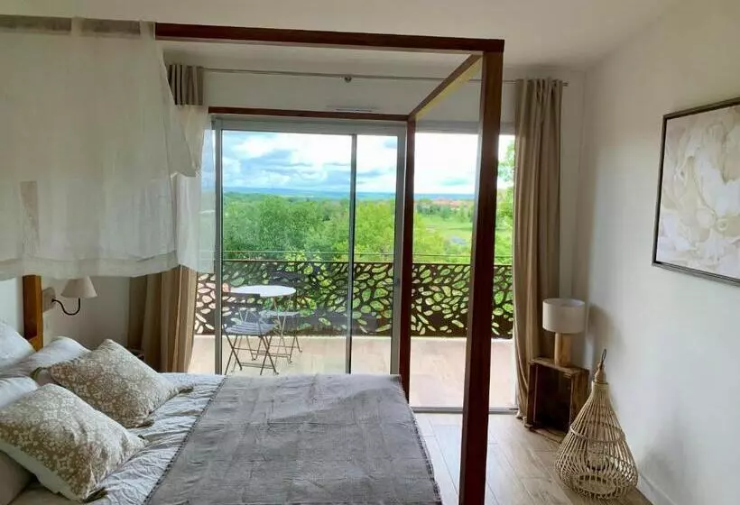 Majatalo Maison D Hôtes De Charme Le Clos De La Fontaine Piscine & Spa