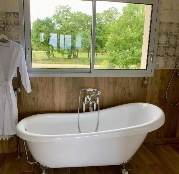 Majatalo Maison D Hôtes De Charme Le Clos De La Fontaine Piscine & Spa