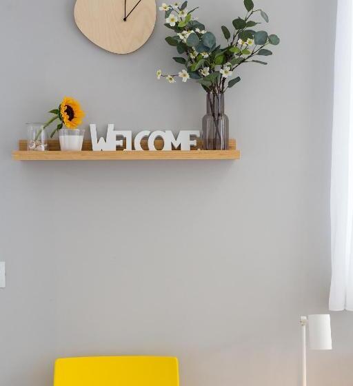 פנסיון Nerissa Suites&rooms