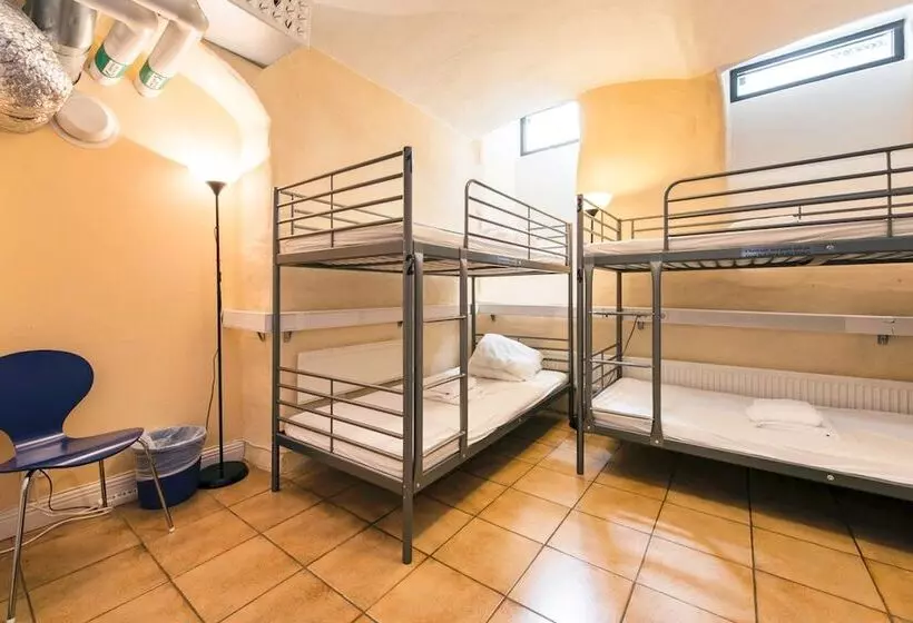 فندق صغير Nomad Cave