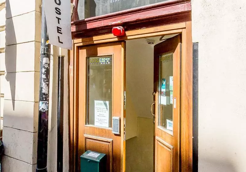 فندق صغير Nomad Cave