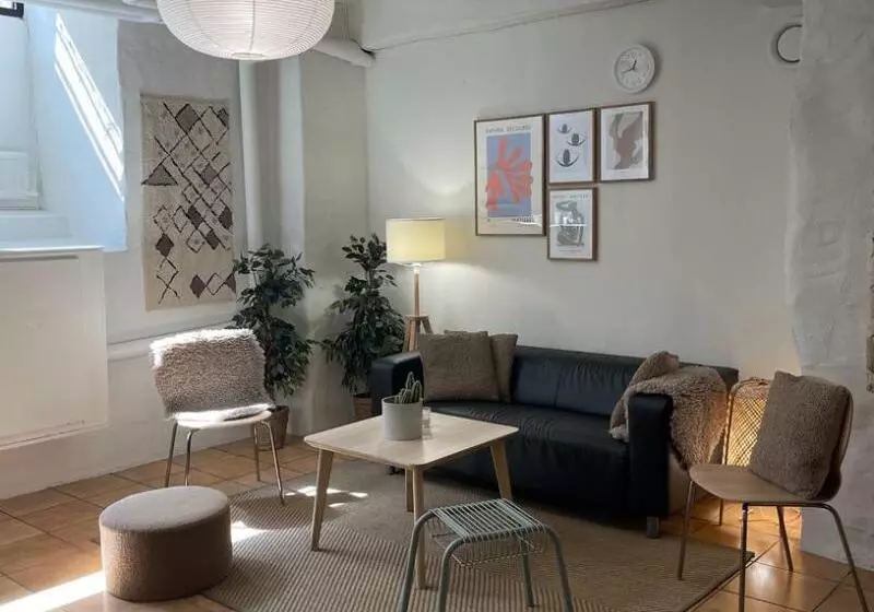 فندق صغير Nomad Cave