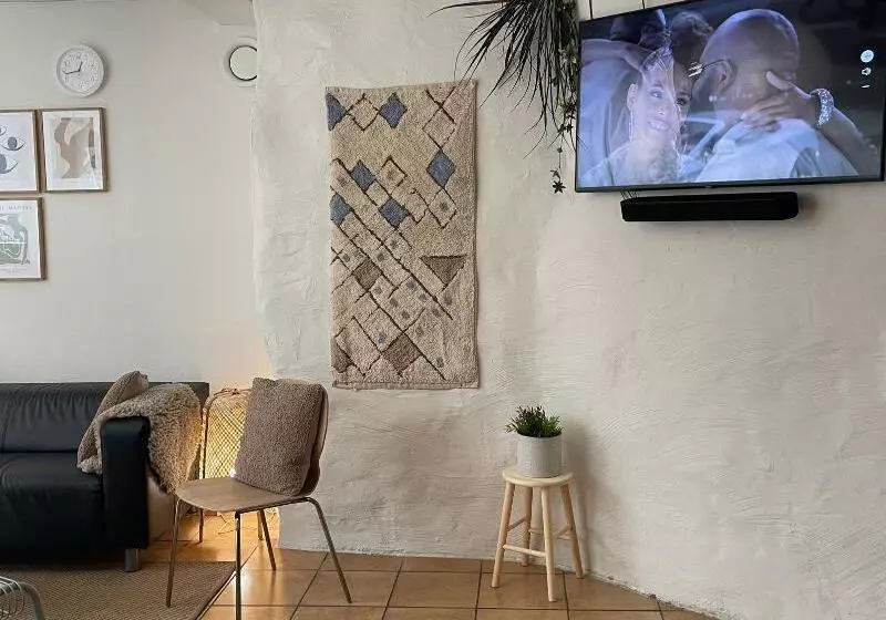 فندق صغير Nomad Cave