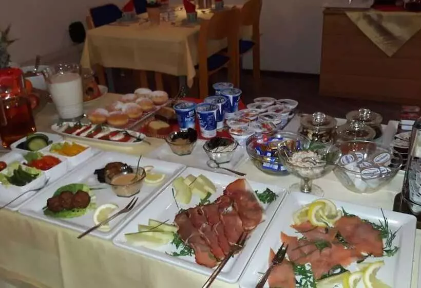 Europa Hotel Garni Free Parking