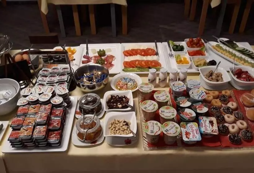 Europa Hotel Garni Free Parking