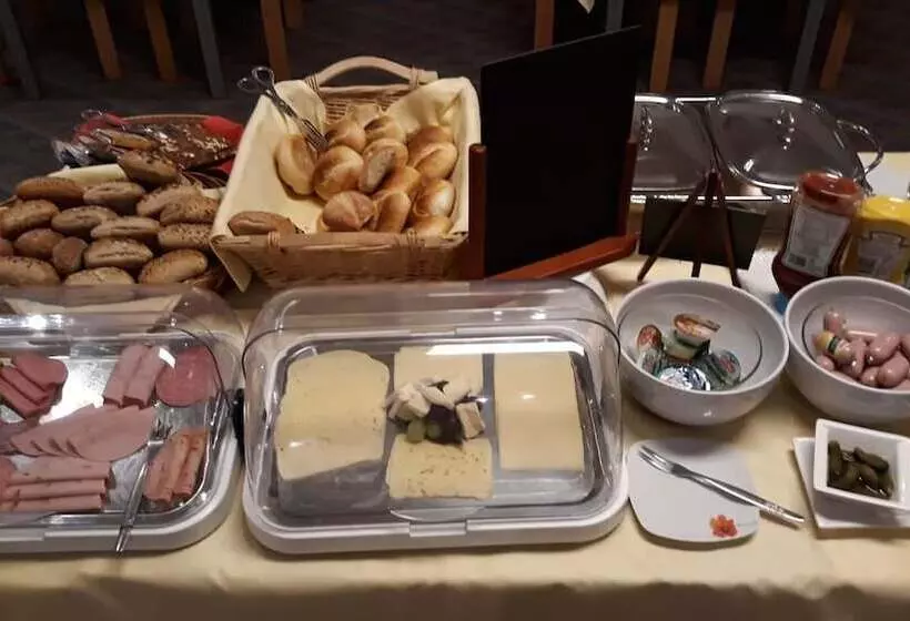 Europa Hotel Garni Free Parking