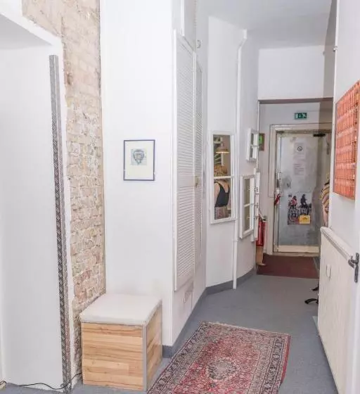 مسافرخانه Backpackerberlin