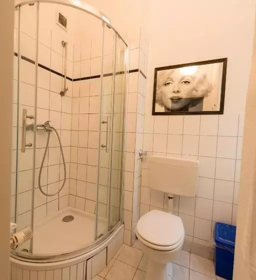 مسافرخانه Backpackerberlin