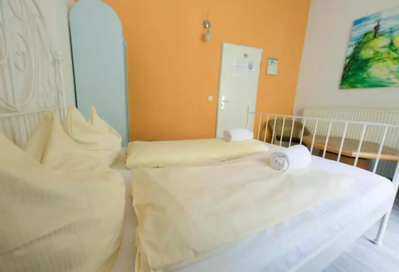 مسافرخانه Backpackerberlin