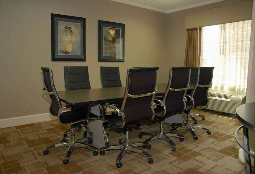 בית מלון כפרי Best Western Plus Texarkana Inn And Suites