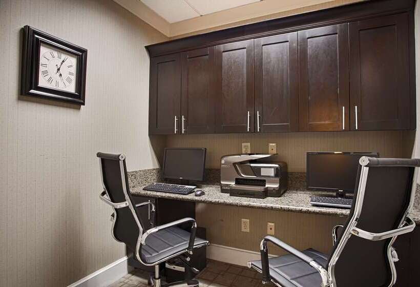 בית מלון כפרי Best Western Plus Texarkana Inn And Suites