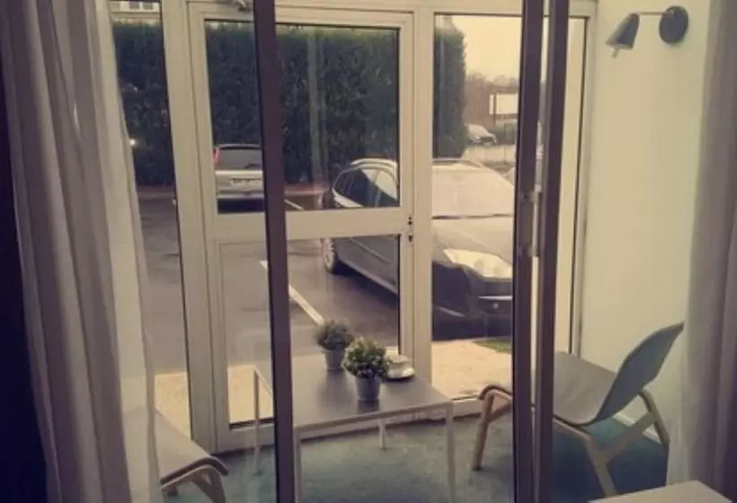 هتل Kyriad Direct Chilly Mazarin