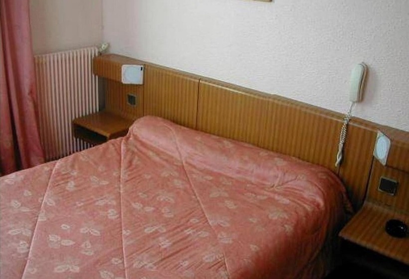 هتل Hôtel De La Terrasse