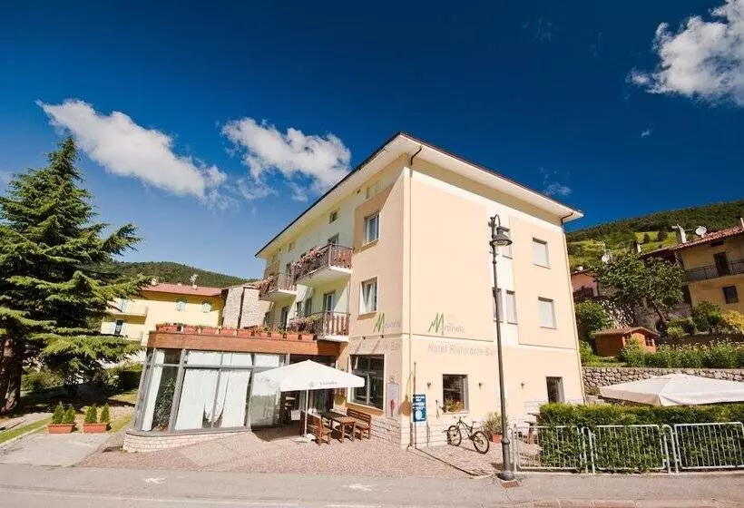 ホテル Martinelli