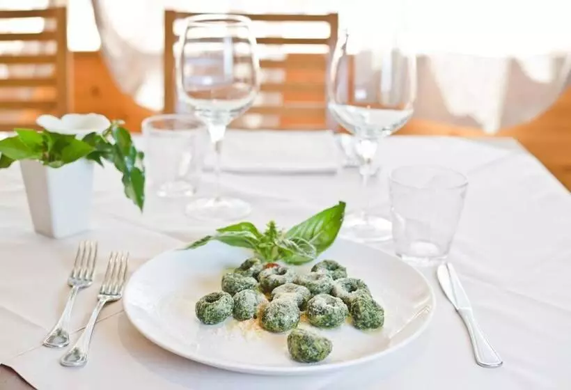 ホテル Martinelli