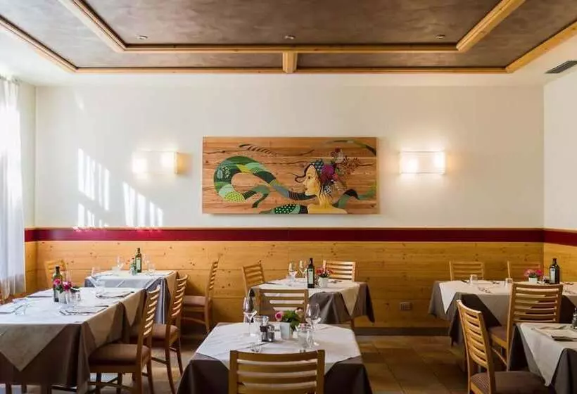 ホテル Martinelli