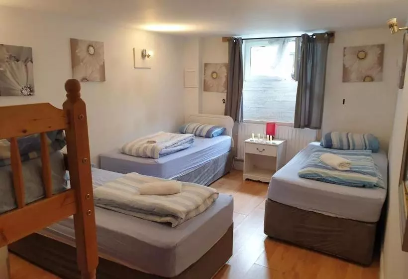 پانسیون Portree