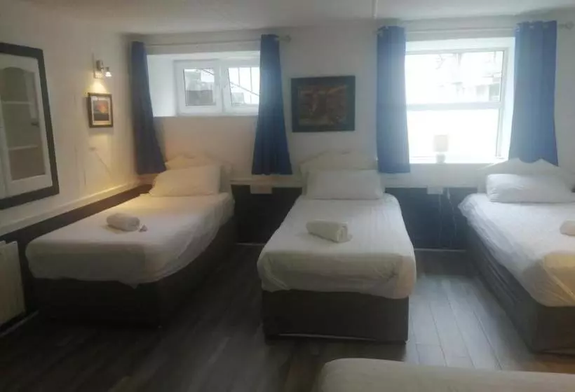 پانسیون Portree