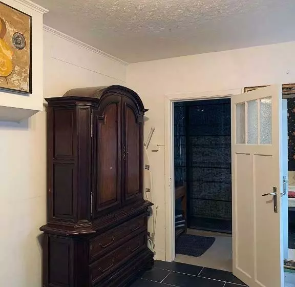 ベッドアンドブレックファースト B Chez Hamdi