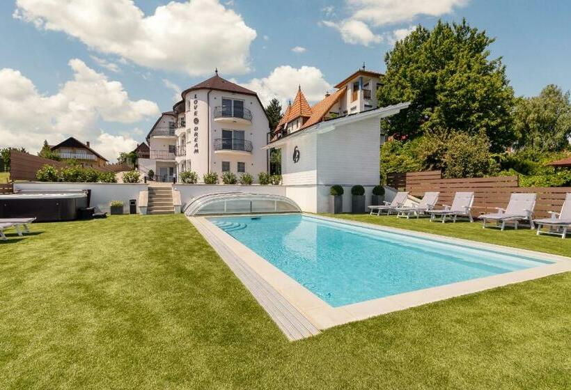 Love And Dream élményvilla