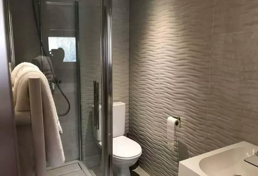 Aamiaismajoitus (B&B) Chez Stéphane Et Maria