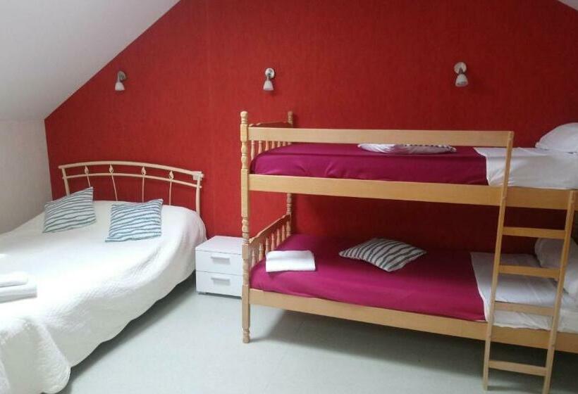 בית מלון כפרי Auberge Des Lacs