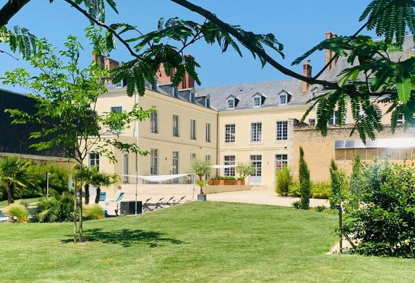 פנסיון Les Chambres De La Varenne