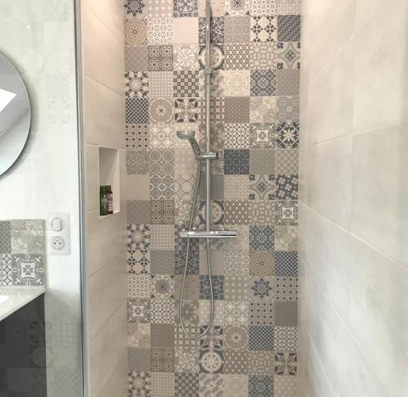 פנסיון Les Chambres De La Varenne