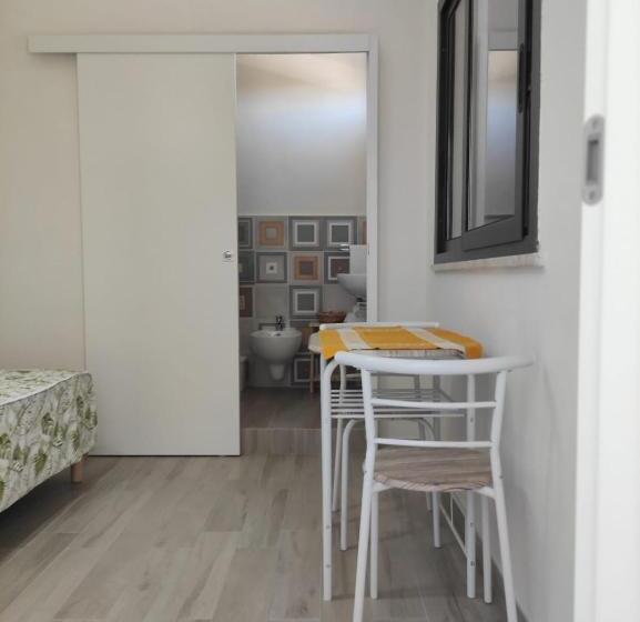 פנסיון Andasì