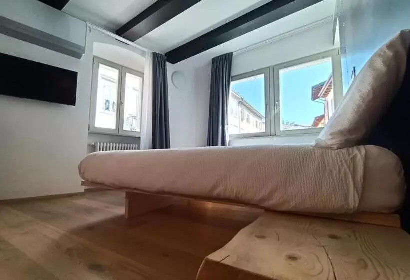 پانسیون Le Meridiane City Rooms In Trento