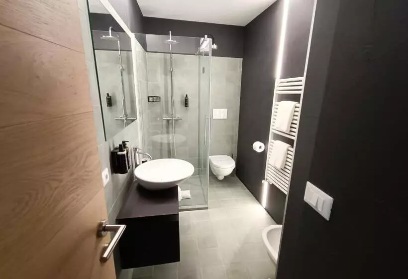 پانسیون Le Meridiane City Rooms In Trento