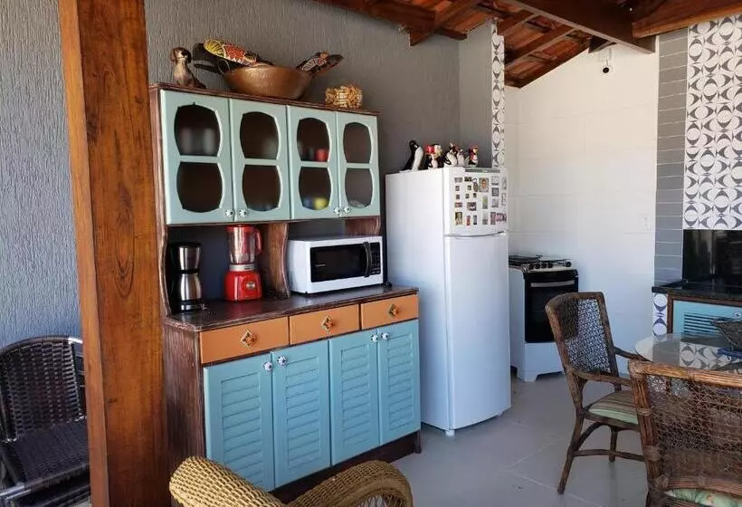 پانسیون Suítes Verano Ubatuba   Bairro Itaguá   Com Piscina