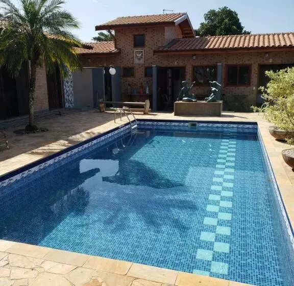 پانسیون Suítes Verano Ubatuba   Bairro Itaguá   Com Piscina