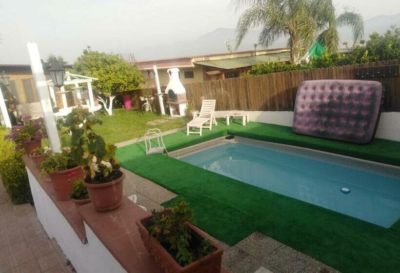 פנסיון Sweet Home