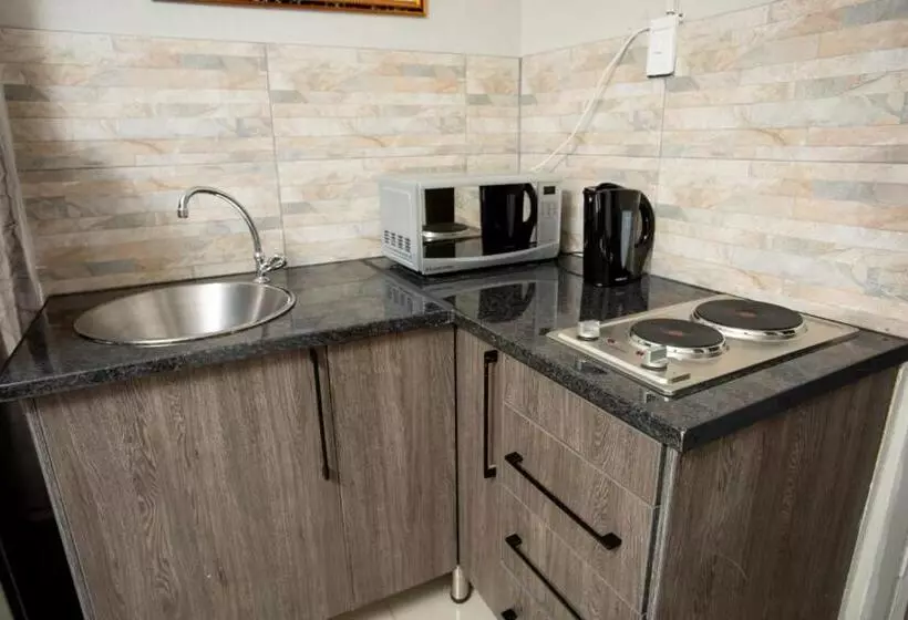 The Hide On Claremont