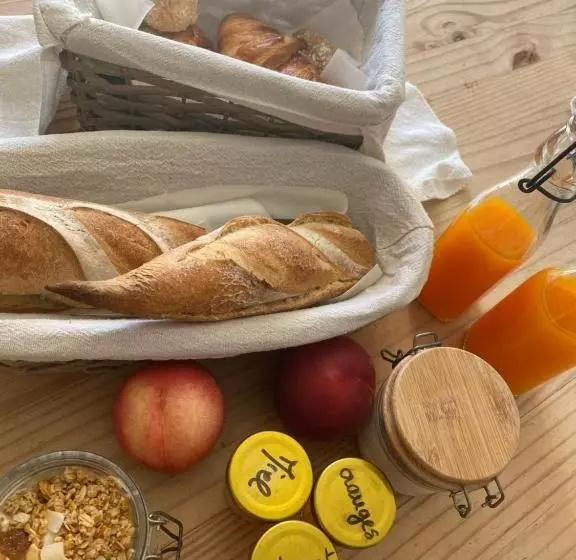 Bed and Breakfast Le Cabanon De Val